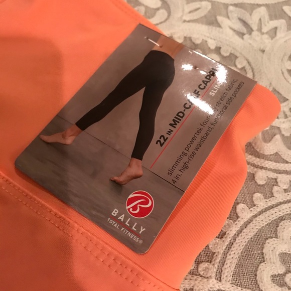 Bally Fitness Desert Rose High Rise Crop Size M - Picture 8 of 8